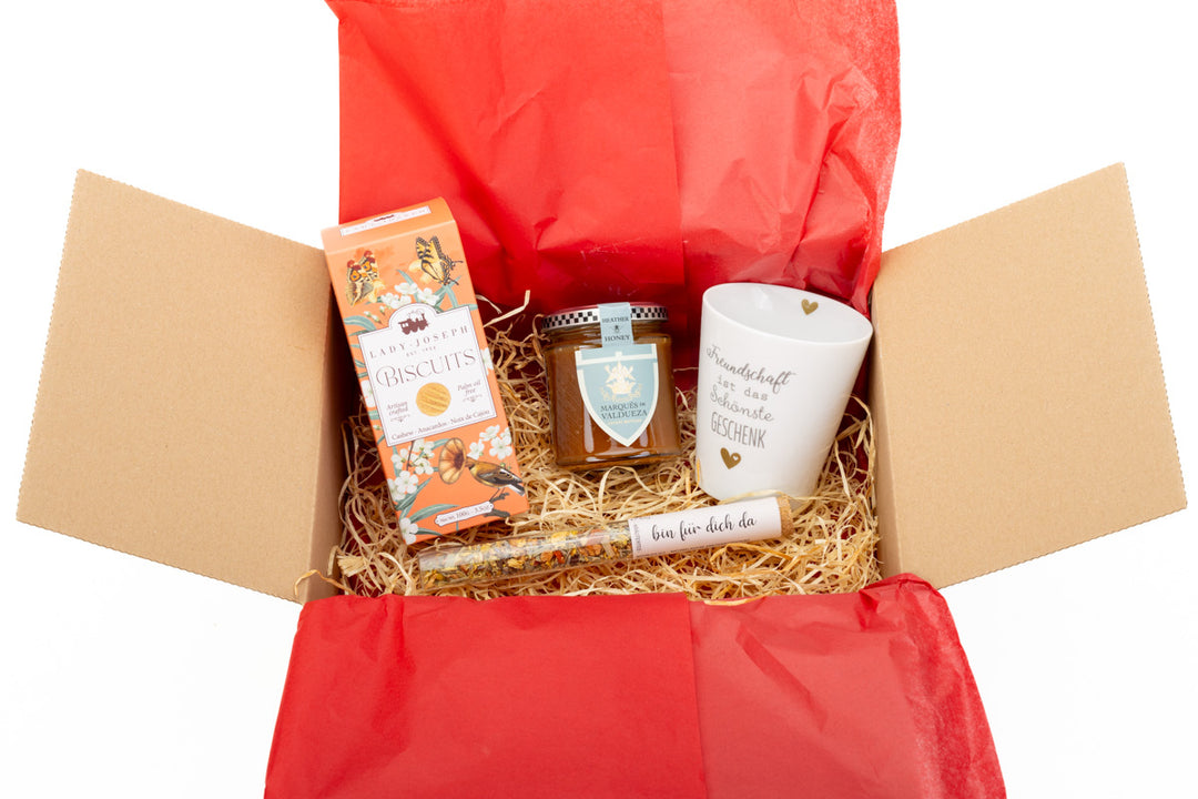 Geschenkbox Beste Freunde mit toller Tasse, Tee und Gebäck - ooobox