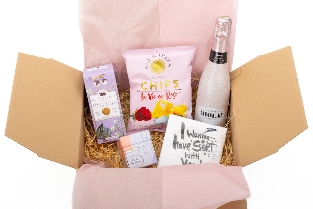 Geschenkbox Romantic Moments mit Badekugel, Sekt und Chips - ooobox