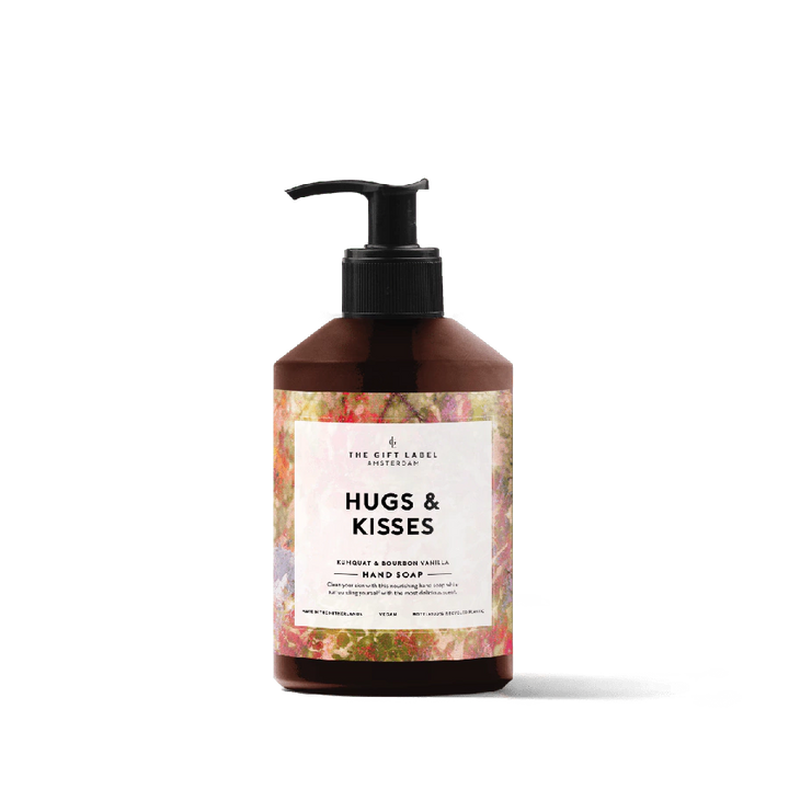 Geschenkbox Hugs and kisses für alle Mamas, Freundinnen und Lieblingsmenschen - ooobox