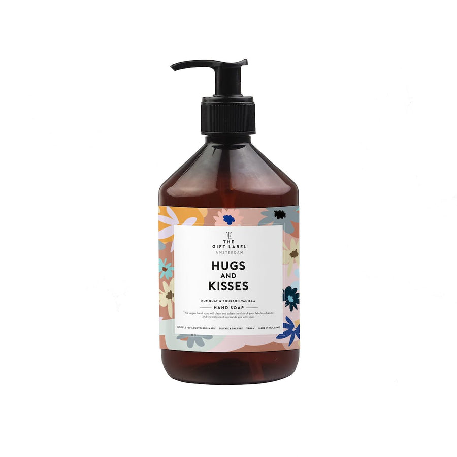 seife mit dem titel "hugs and kisses"