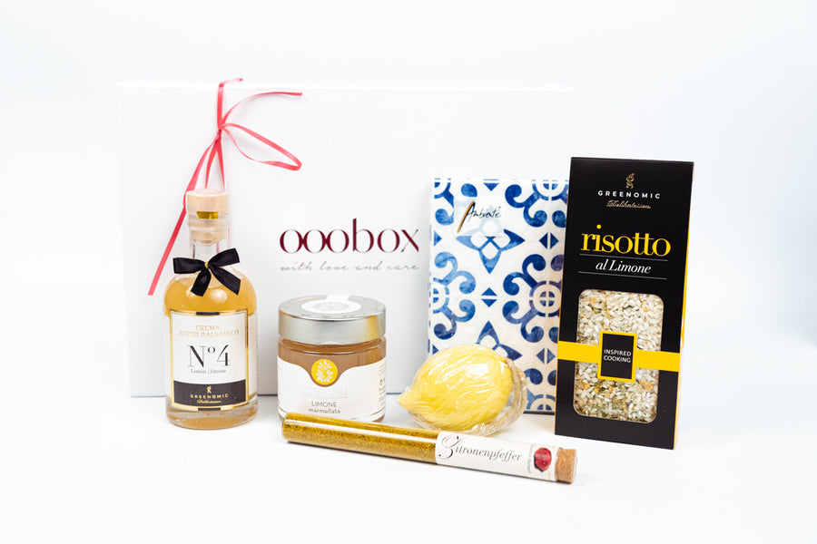 Geschenkbox mit Spezialitäten aus Italien zum Thema amalfi läßt grüßen