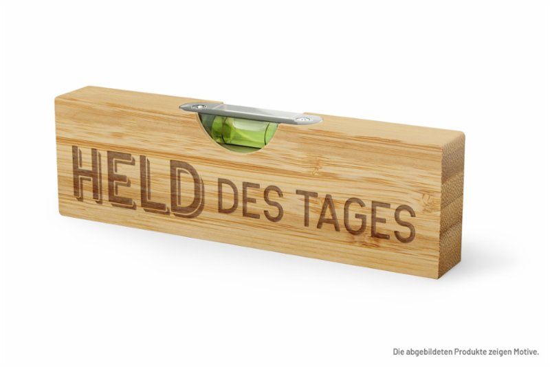 Wasserwaage und Flaschenöffner Held des Tages