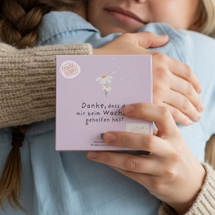 Pflanzkästchen "Danke, dass du mir beim wachsen geholfen hast" für blumige Dankes-Grüße